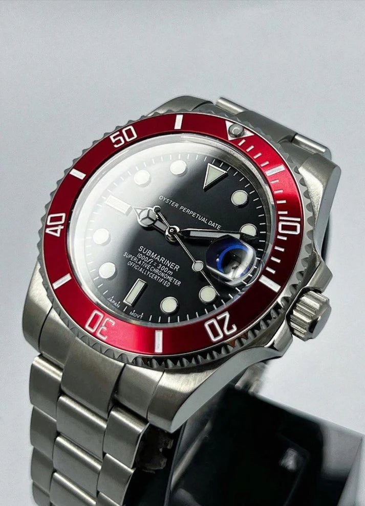 SUBMARINER BLOOD RED