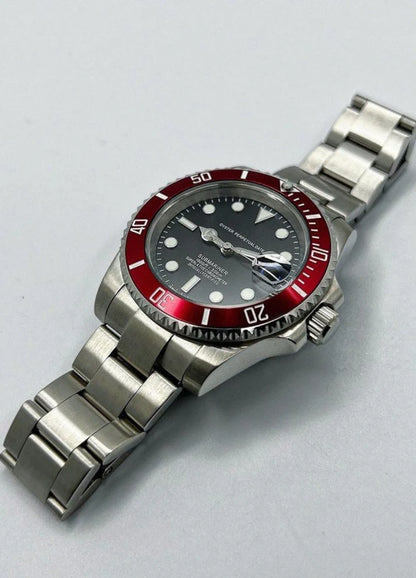 SUBMARINER BLOOD RED