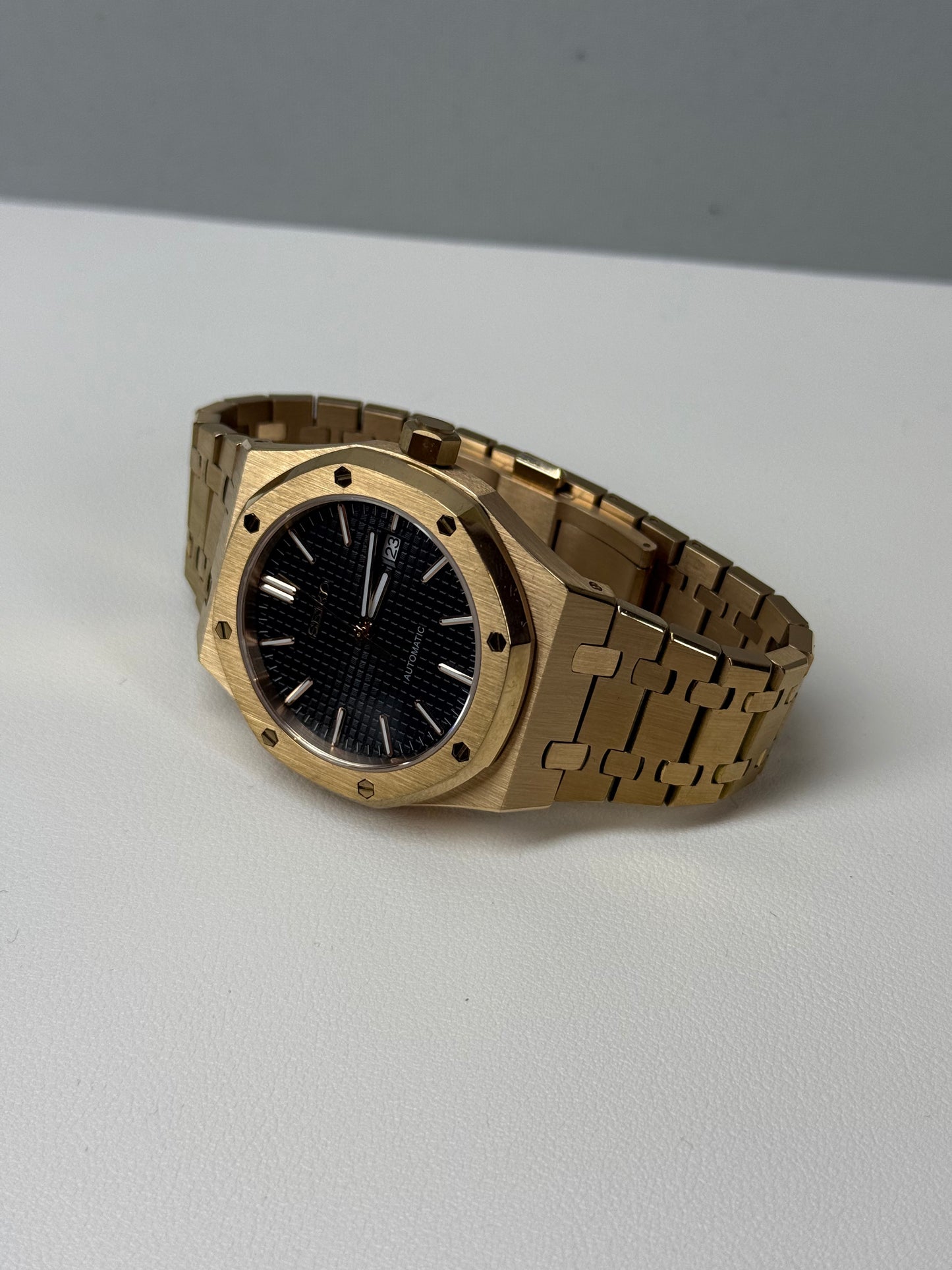 ROYAL OAK ROSE GOLD BLACK DIAL