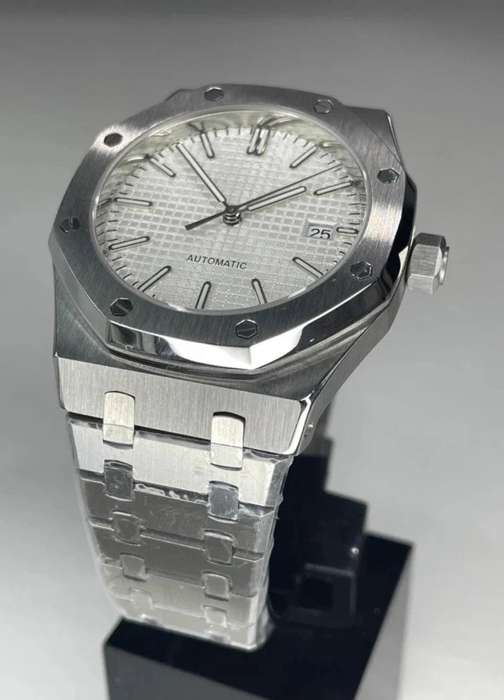 ROYAL OAK SNOW WHITE