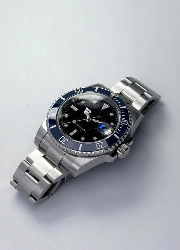 SUBMARINER BLUE SKY