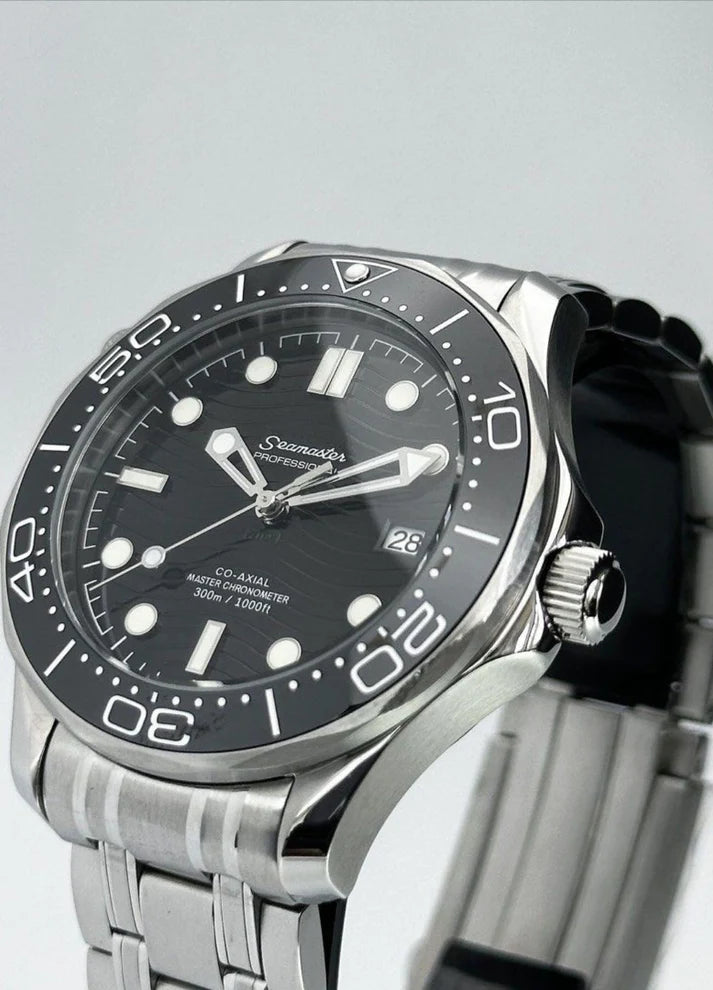 SEAMASTER BLACK